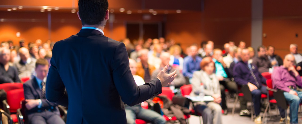 What Is a Keynote Address and How Does It Set the Tone for an Event?
